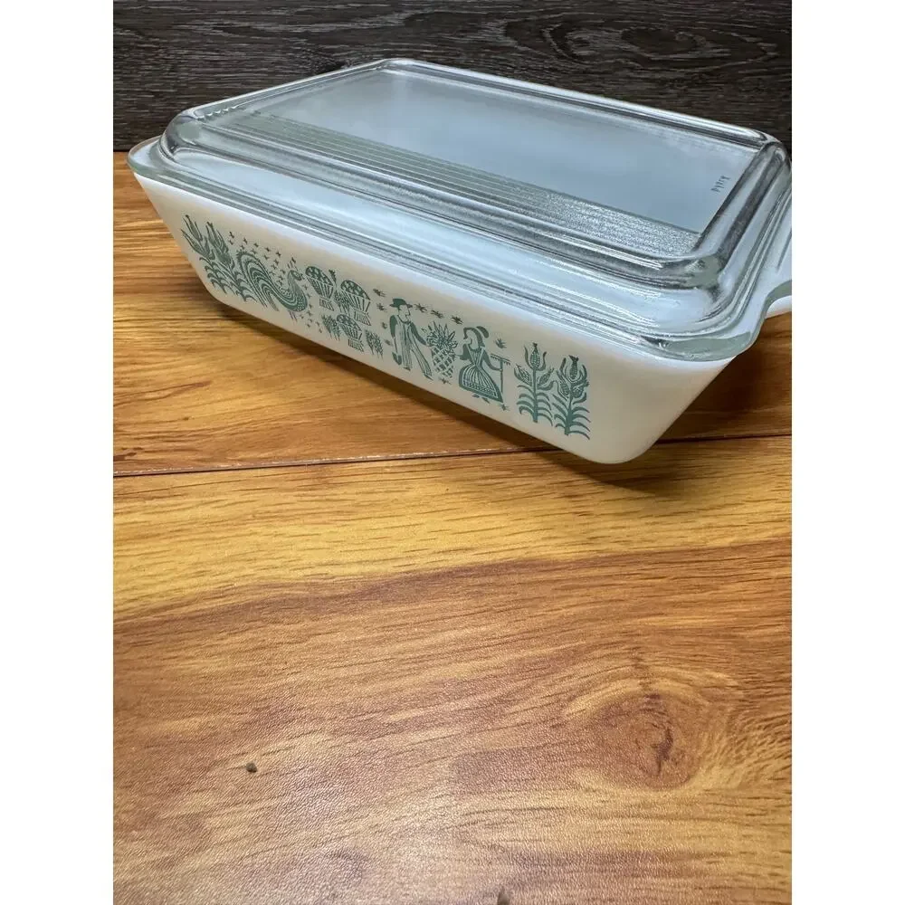 Pyrex Amish Butterprint refrigerator Dish #503 With Lid 1.5 Qt